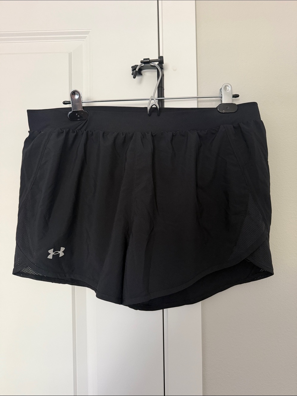 Under Armour Black Women's Athletic Running Shorts